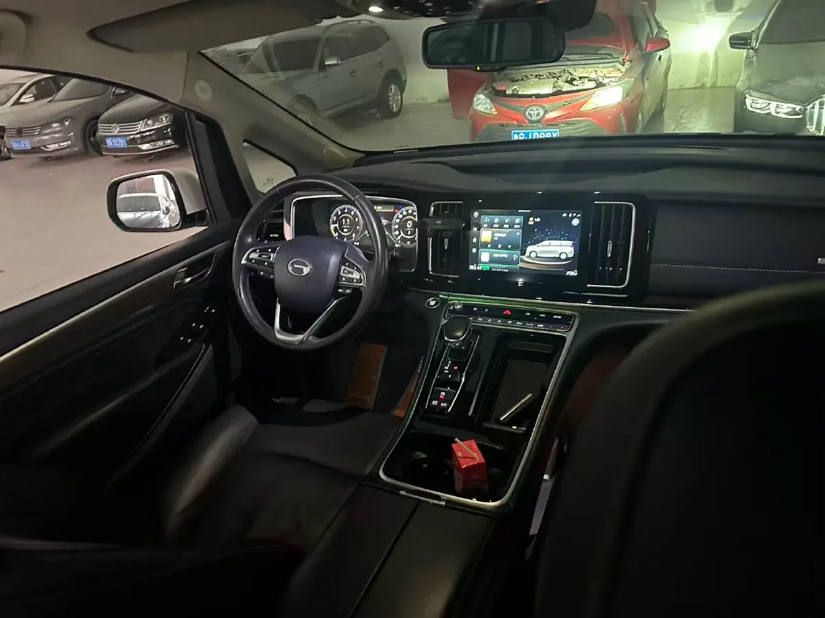 2021 GAC Trumpchi M8 2.0T 252HP L4 8AT,autocango,china used car exporter,china ev exporter,chinese used car exporter,chinese used ev exporter