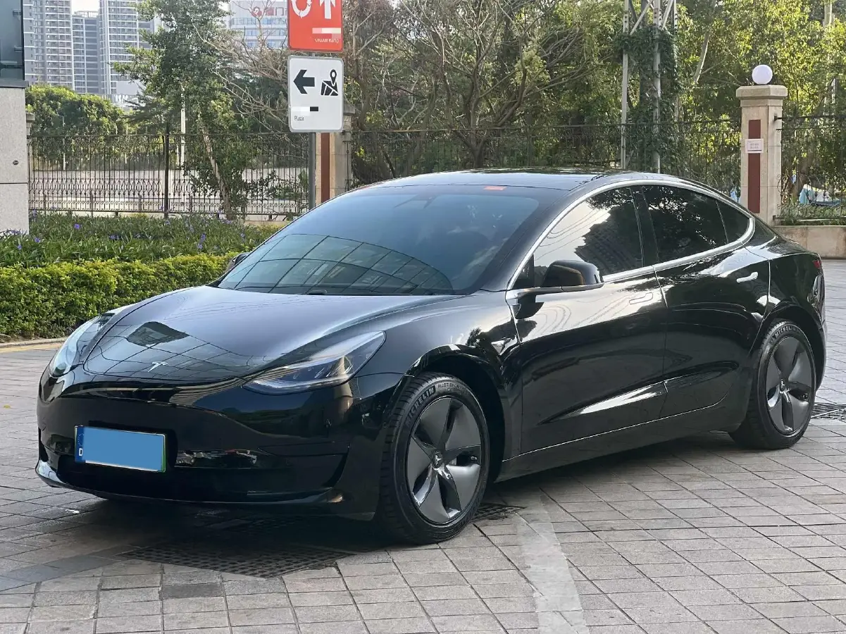 2019 Honda Odyssey 2.0L 146HP L4 E-CVT Hybrid