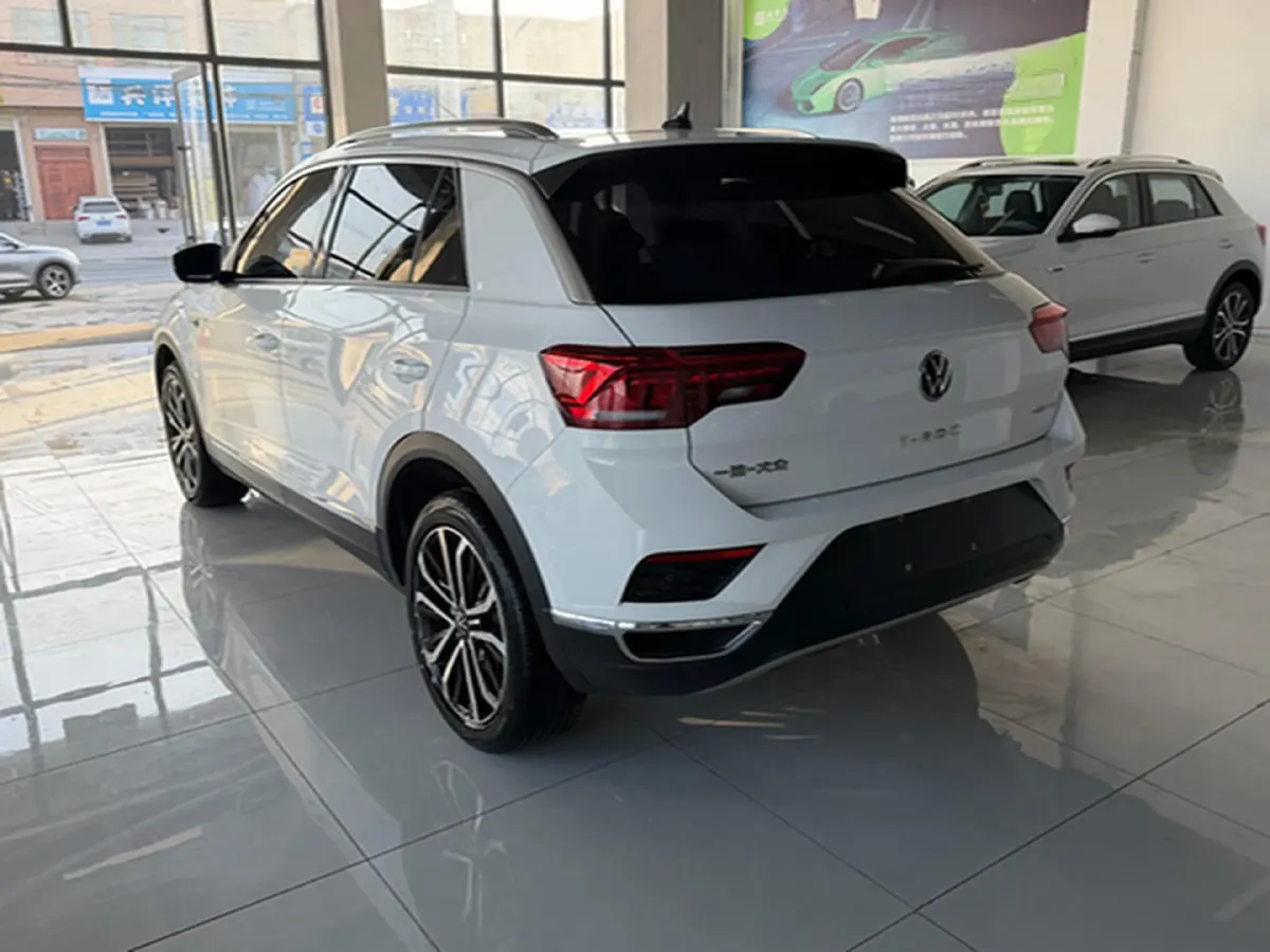 2021 Volkswagen T-Roc 1.4T 150HP L4 7DCT,autocango,china used car exporter,china ev exporter,chinese used car exporter,chinese used ev exporter
