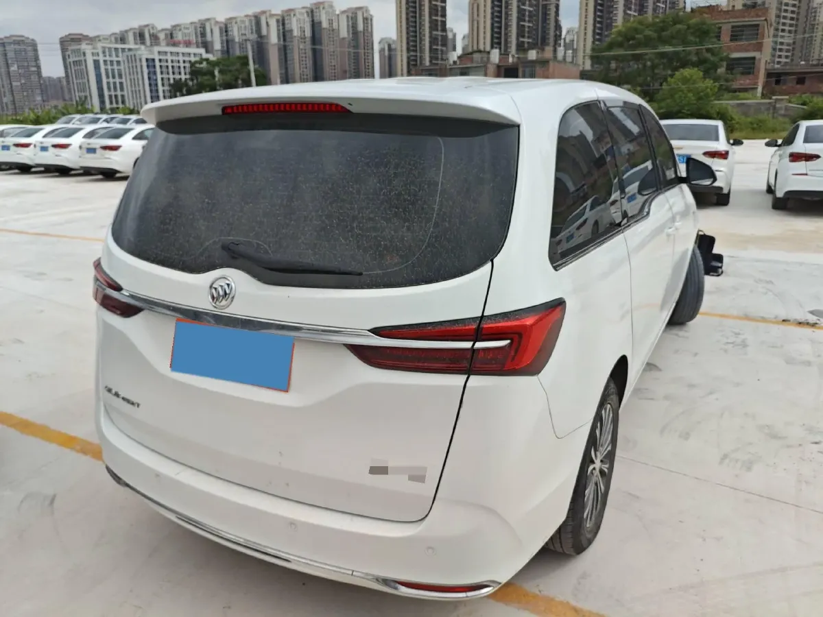 2022 Buick GL8 2.0T 237HP L4 9AT,autocango,china used car exporter,china ev exporter,chinese used car exporter,chinese used ev exporter