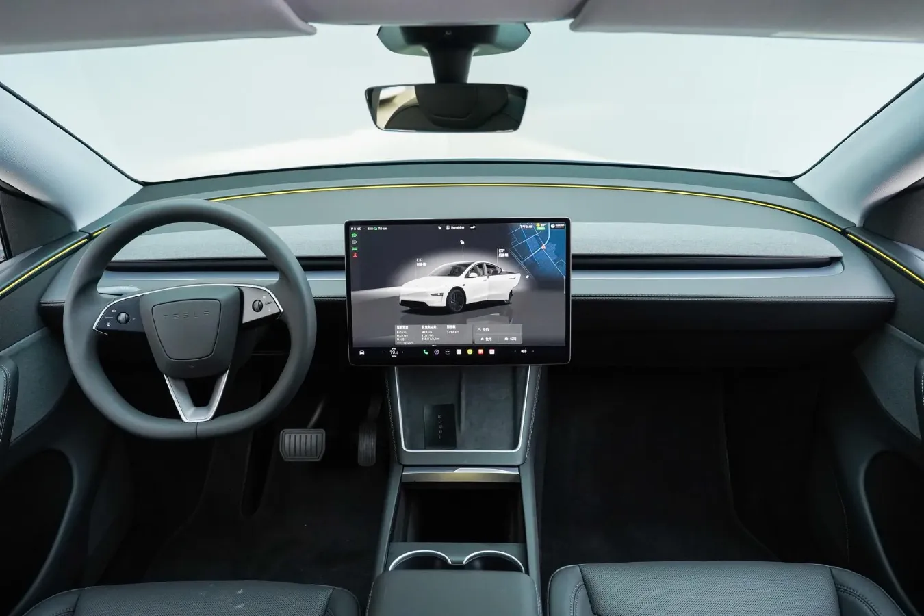 2025 Tesla Model Y BEV 62.5KWH,autocango,china used car exporter,china ev exporter,chinese used car exporter,chinese used ev exporter