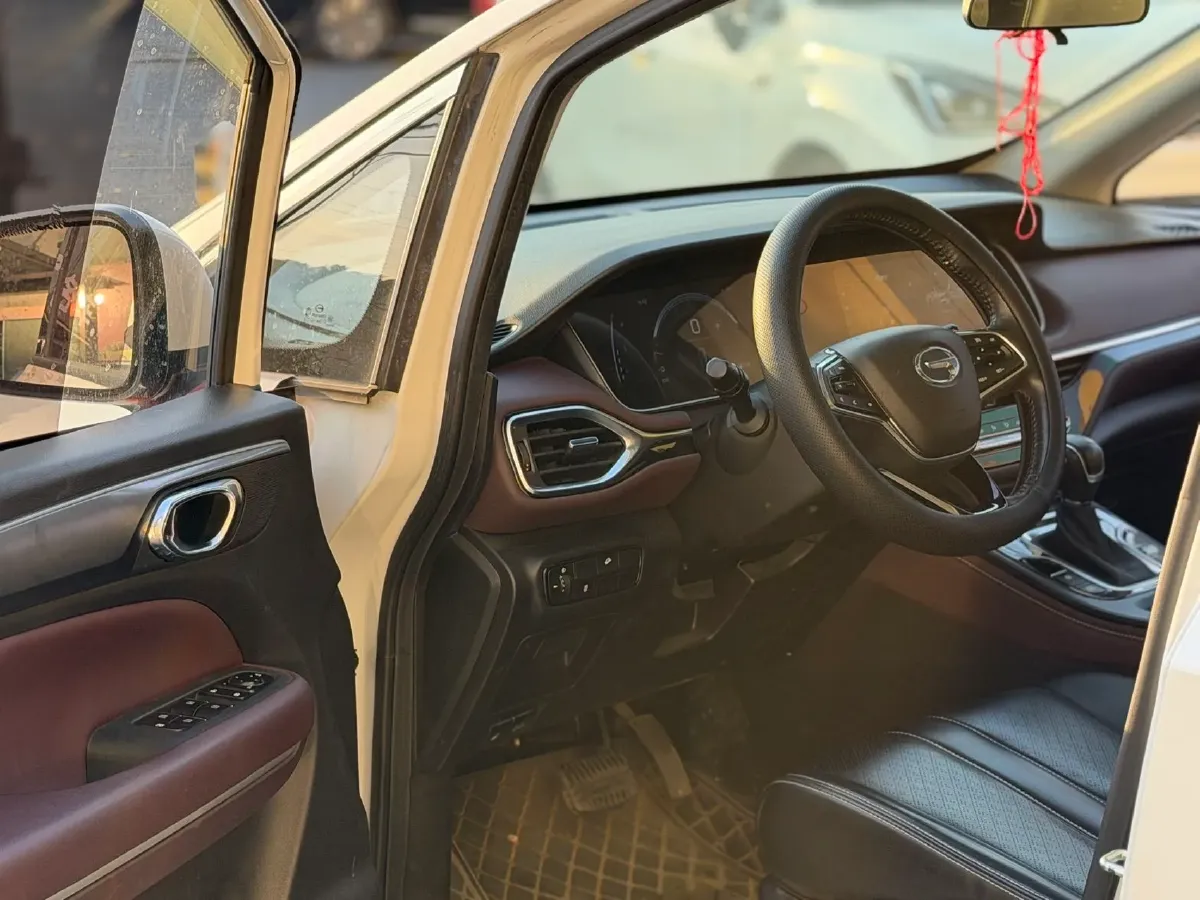 2021 GAC Trumpchi M6 1.5T 169HP L4 7DCT,autocango,china used car exporter,china ev exporter,chinese used car exporter,chinese used ev exporter