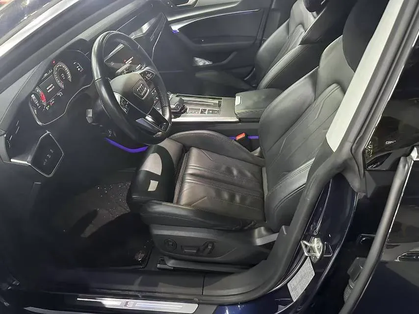 2021 Audi A7 2.0T 245HP L4 7DCT,autocango,china used car exporter,china ev exporter,chinese used car exporter,chinese used ev exporter