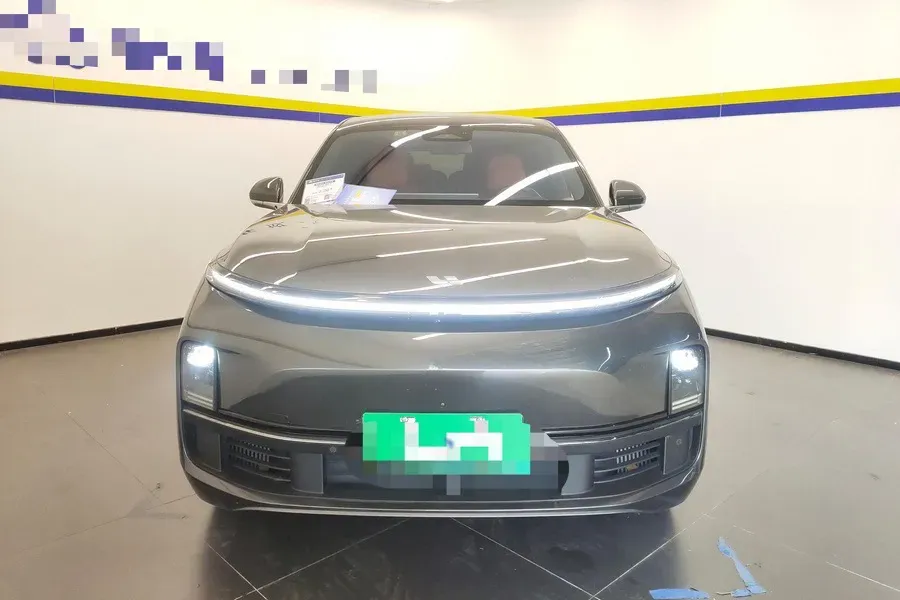 2023 Li L8 Range Extended 154HP REEV 40.9KWH,autocango,china used car exporter,china ev exporter,chinese used car exporter,chinese used ev exporter