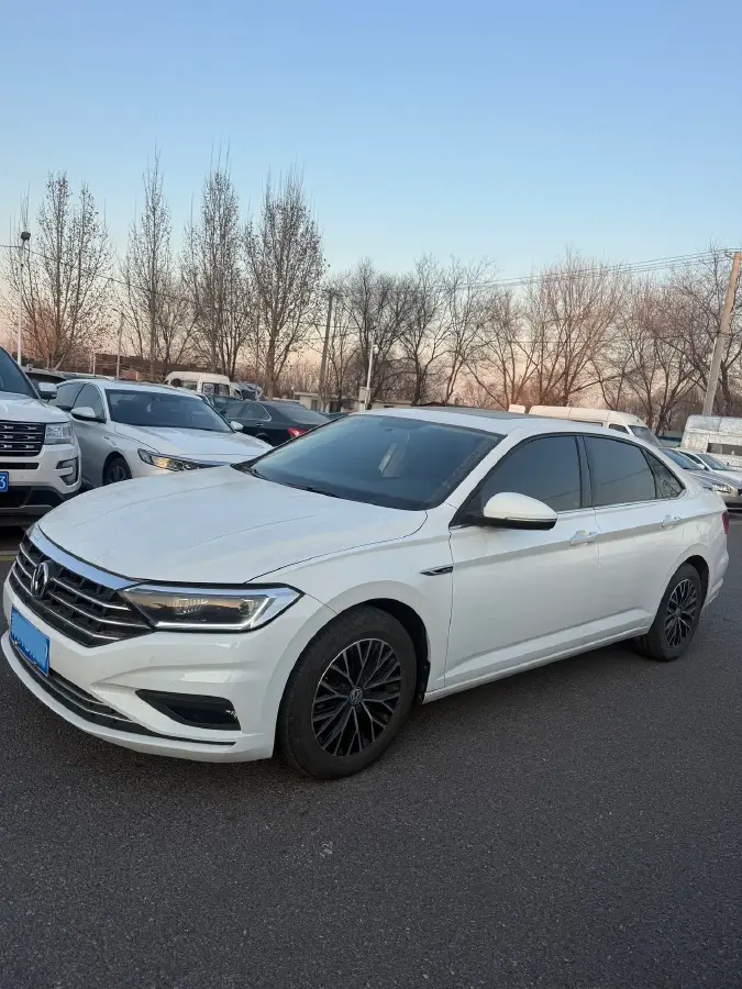 2020 Volkswagen Sagitar 1.4T 150HP L4 7DCT