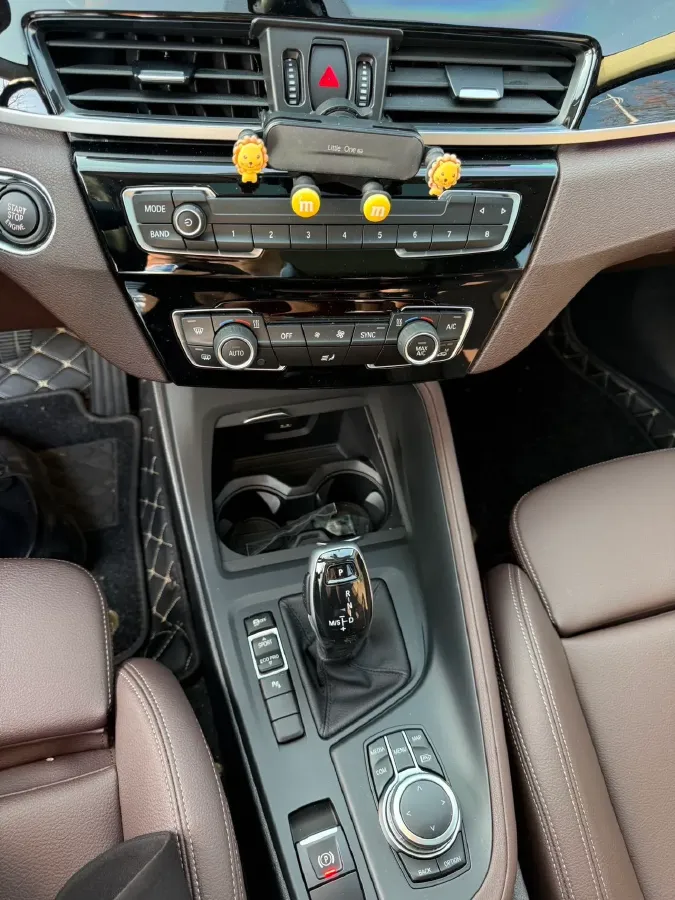 2022 BMW X1 2.0T 192HP L4 7DCT,autocango,china used car exporter,china ev exporter,chinese used car exporter,chinese used ev exporter