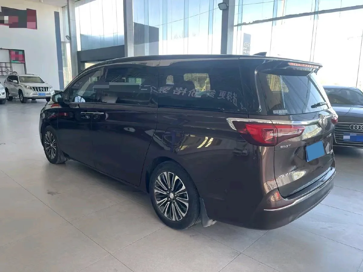 2021 Buick GL8 2.0T 237HP L4 9AT,autocango,china used car exporter,china ev exporter,chinese used car exporter,chinese used ev exporter