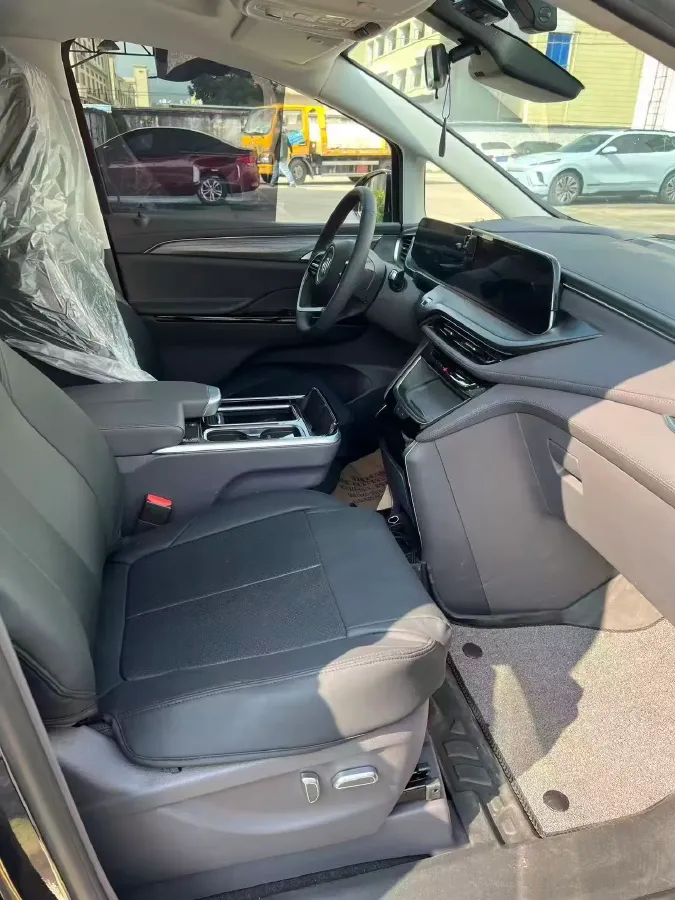 2025 Buick GL8 1.5T 180HP L4 2DHT PHEV,autocango,china used car exporter,china ev exporter,chinese used car exporter,chinese used ev exporter