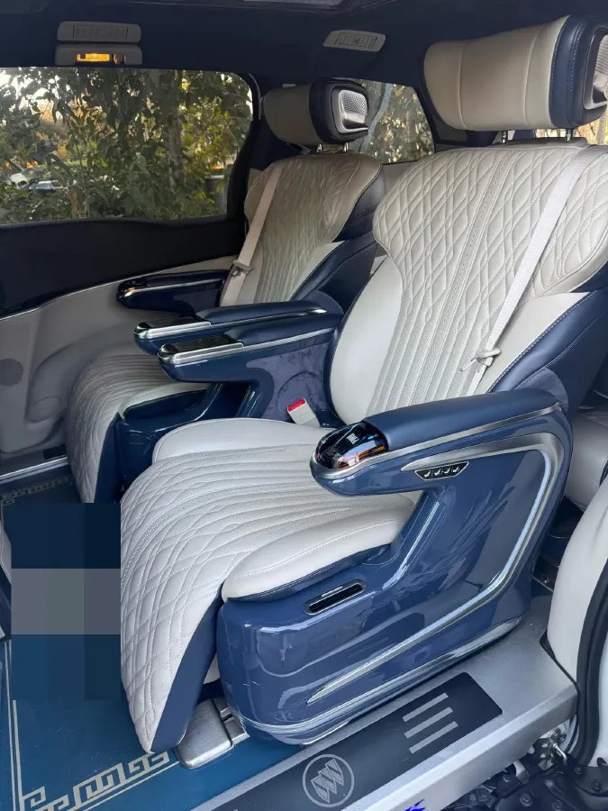 2021 Buick GL8 2.0T 237HP L4 9AT,autocango,china used car exporter,china ev exporter,chinese used car exporter,chinese used ev exporter