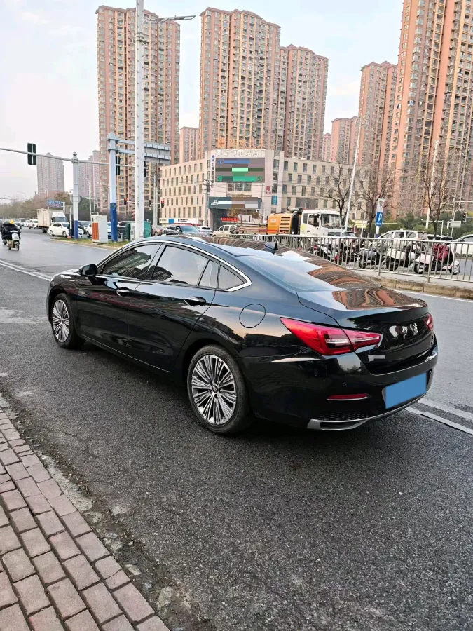 2022 HongQi H5 1.5T 169HP L4 7DCT,autocango,china used car exporter,china ev exporter,chinese used car exporter,chinese used ev exporter