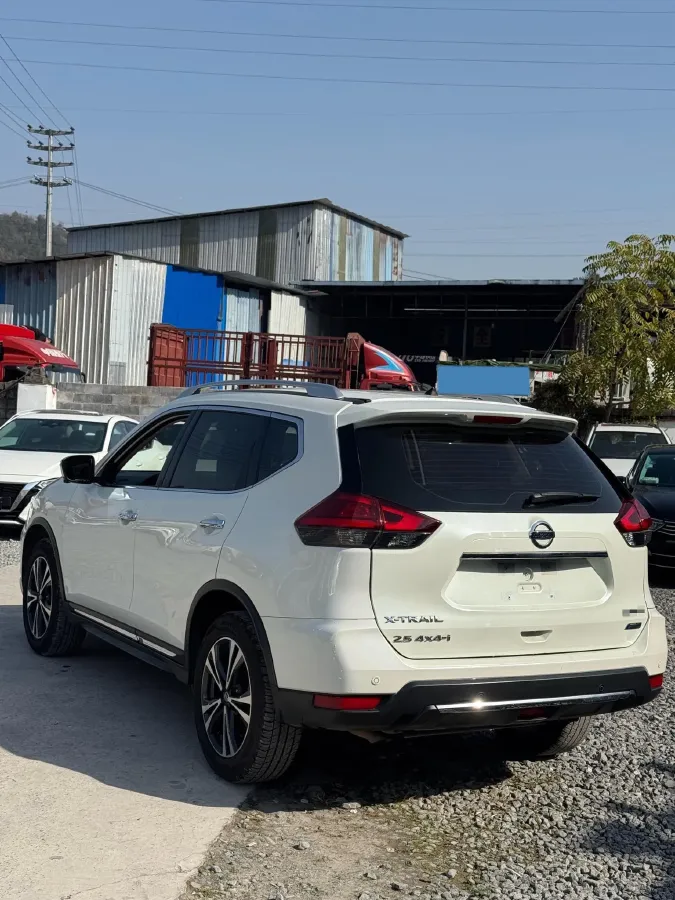2021 Nissan X-Trail 2.5L 181HP L4 CVT,autocango,china used car exporter,china ev exporter,chinese used car exporter,chinese used ev exporter