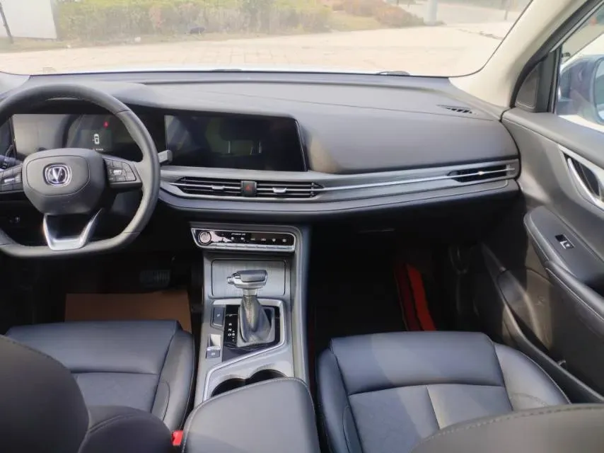2021 ChangAn CS55 Plus 1.5T 180HP L4 7DCT,autocango,china used car exporter,china ev exporter,chinese used car exporter,chinese used ev exporter