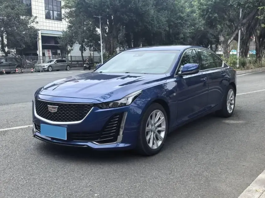 2021 Cadillac CT5 2.0T 237HP L4 10AT