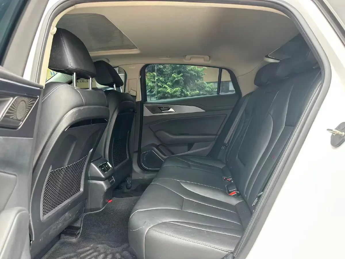 2020 HongQi H5 1.8T 197HP L4 6AT,autocango,china used car exporter,china ev exporter,chinese used car exporter,chinese used ev exporter