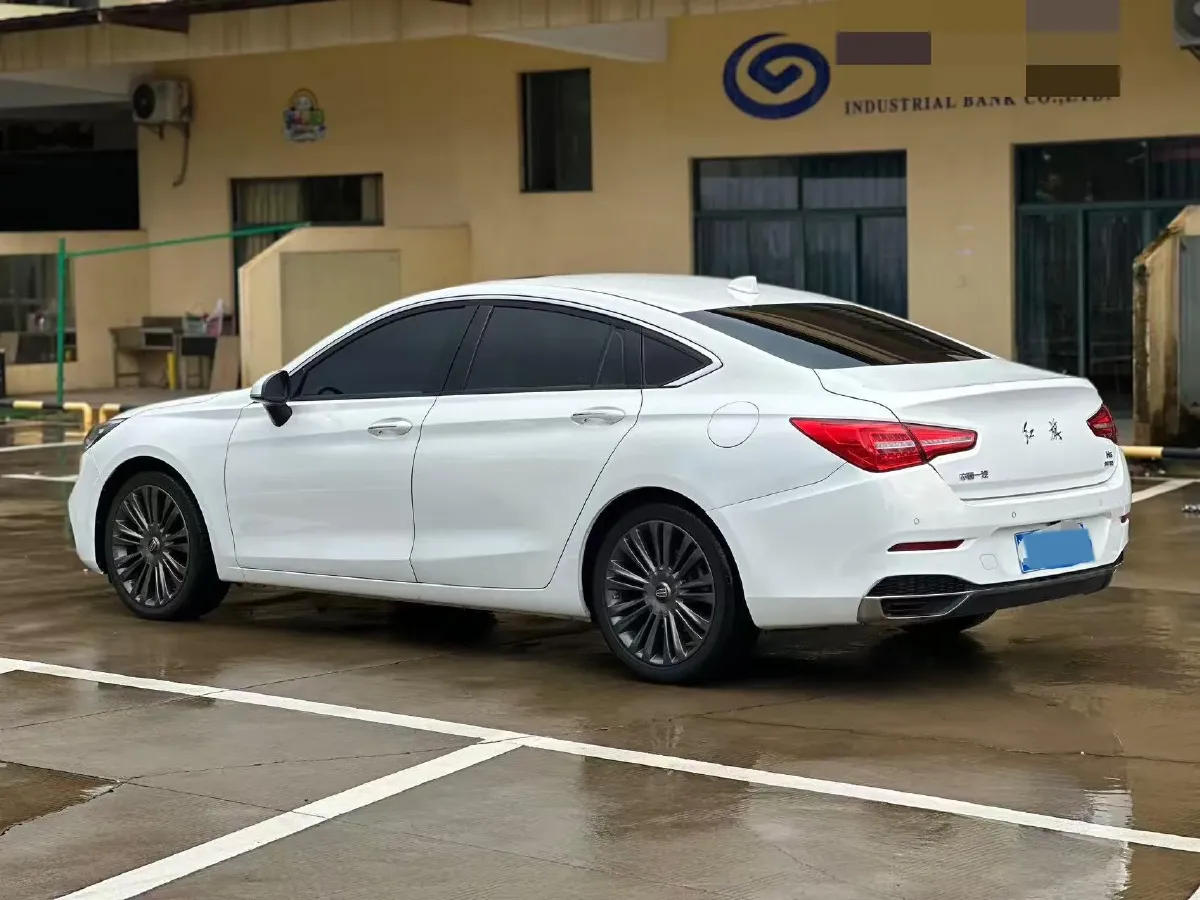 2020 HongQi H5 1.8T 197HP L4 6AT,autocango,china used car exporter,china ev exporter,chinese used car exporter,chinese used ev exporter