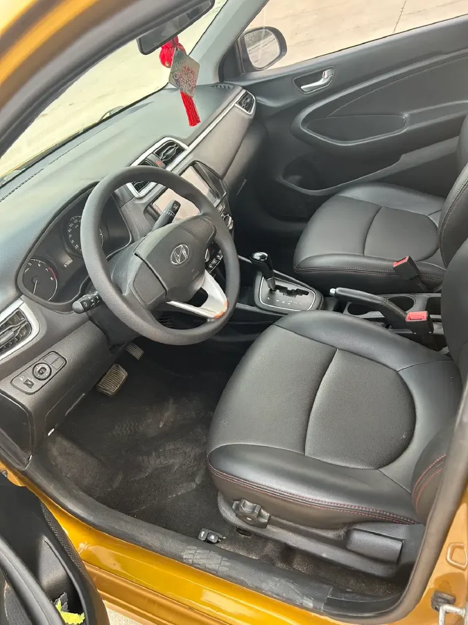 2017 Hyundai Reina 1.4L 95HP L4 4AT,autocango,china used car exporter,china ev exporter,chinese used car exporter,chinese used ev exporter