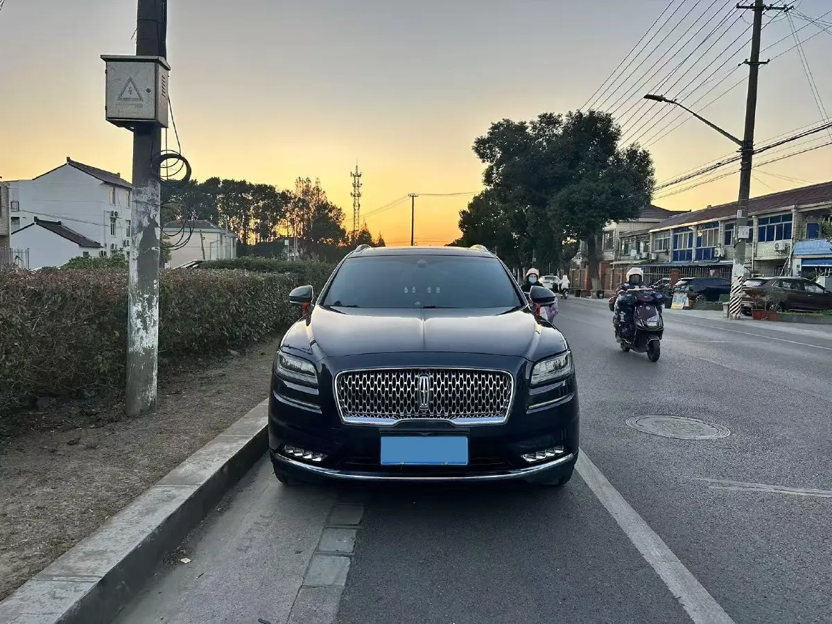 2021 Lincoln Nautilus 2.0T 245HP L4 8AT,autocango,china used car exporter,china ev exporter,chinese used car exporter,chinese used ev exporter