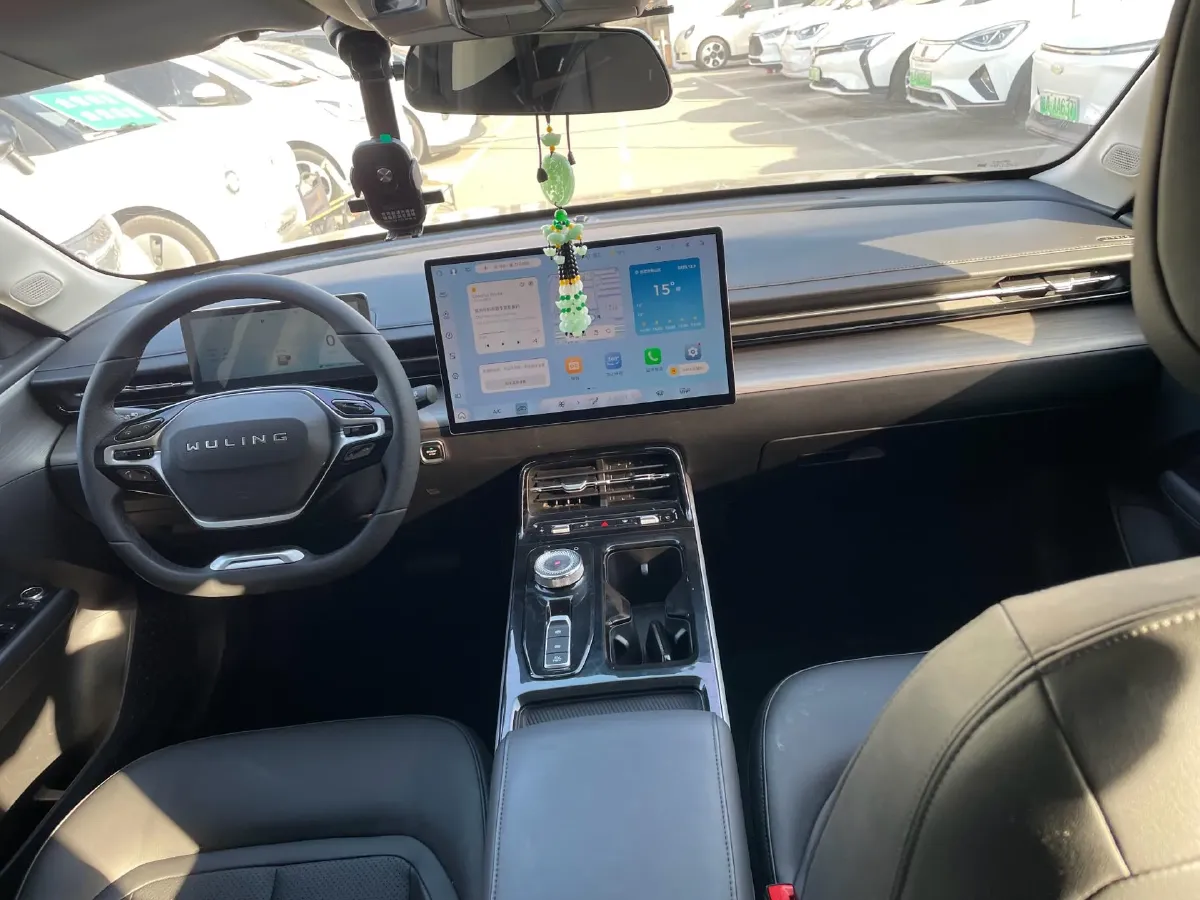 2023 WuLing XingGuang 1.5L 106HP L4 E-CVT PHEV 20.5KWH,autocango,china used car exporter,china ev exporter,chinese used car exporter,chinese used ev exporter