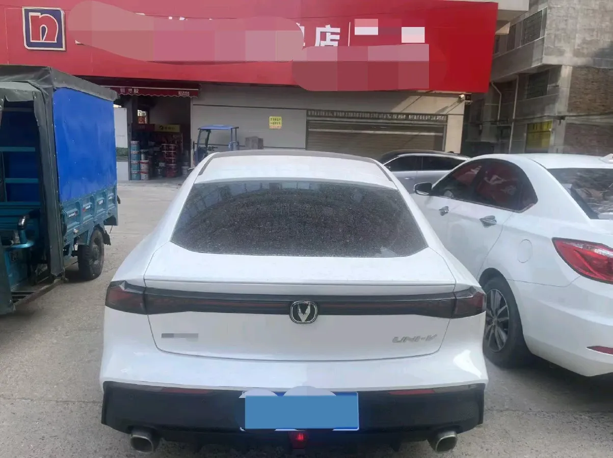2024 ChangAn UNI-V 1.5T 188HP L4 7DCT,autocango,china used car exporter,china ev exporter,chinese used car exporter,chinese used ev exporter