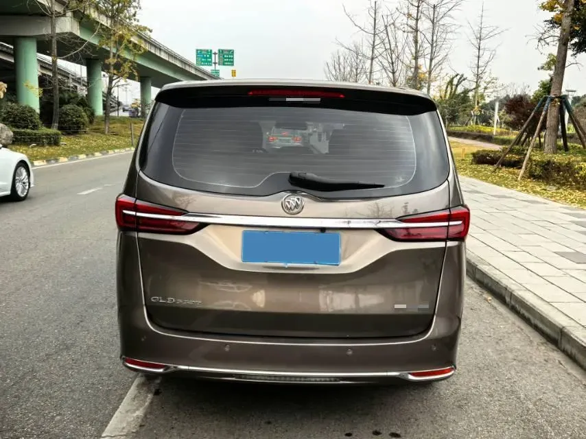 2021 Buick GL8 2.0T 237HP L4 9AT,autocango,china used car exporter,china ev exporter,chinese used car exporter,chinese used ev exporter