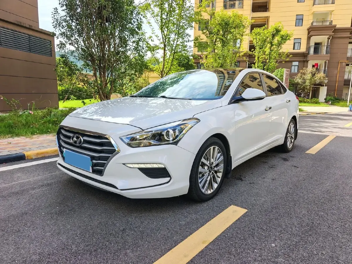 2017 Hyundai Mistra 1.8L 143HP L4 6AT