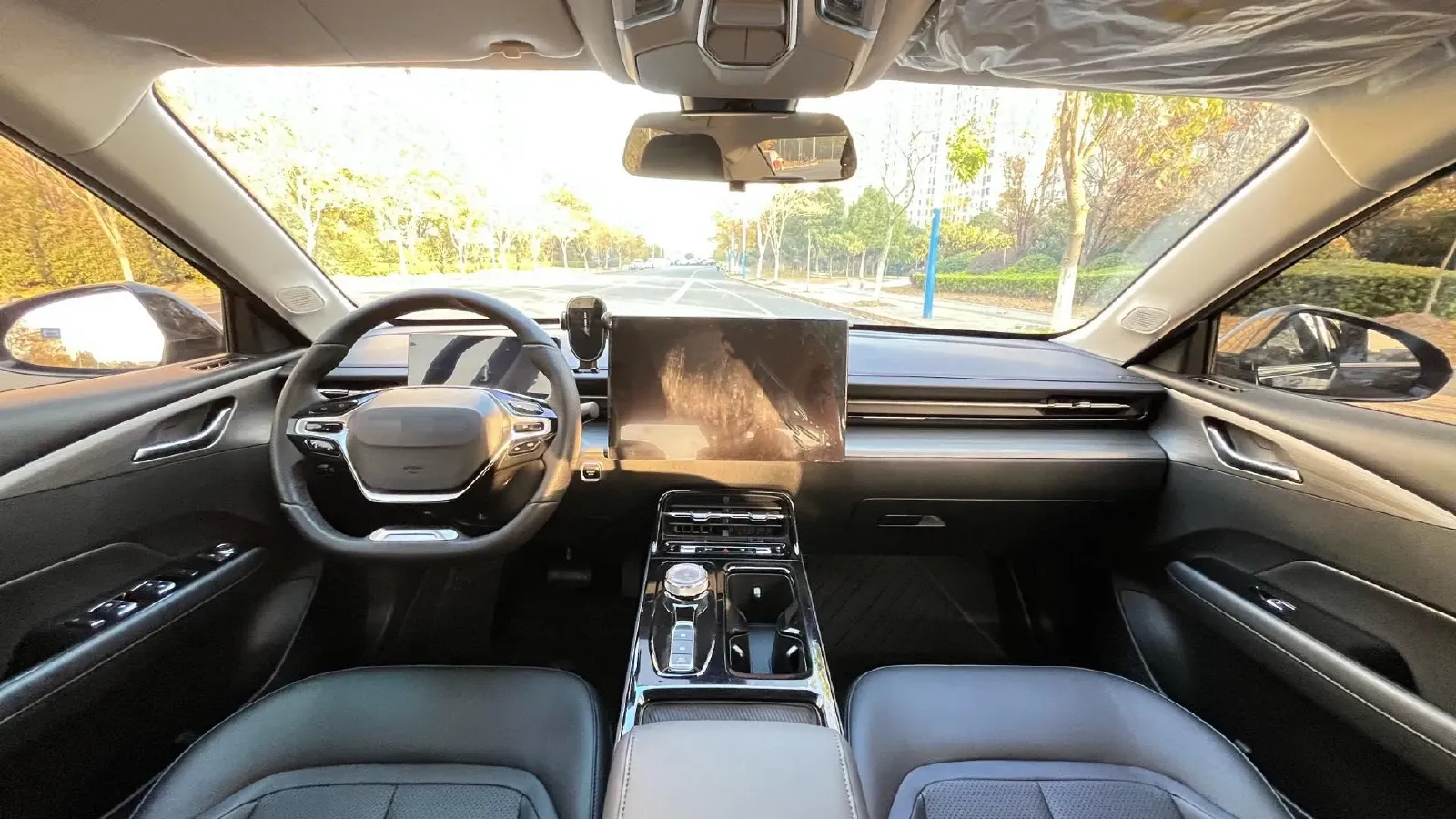 2024 WuLing XingGuang 1.5L 106HP L4 E-CVT PHEV 20.5KWH,autocango,china used car exporter,china ev exporter,chinese used car exporter,chinese used ev exporter