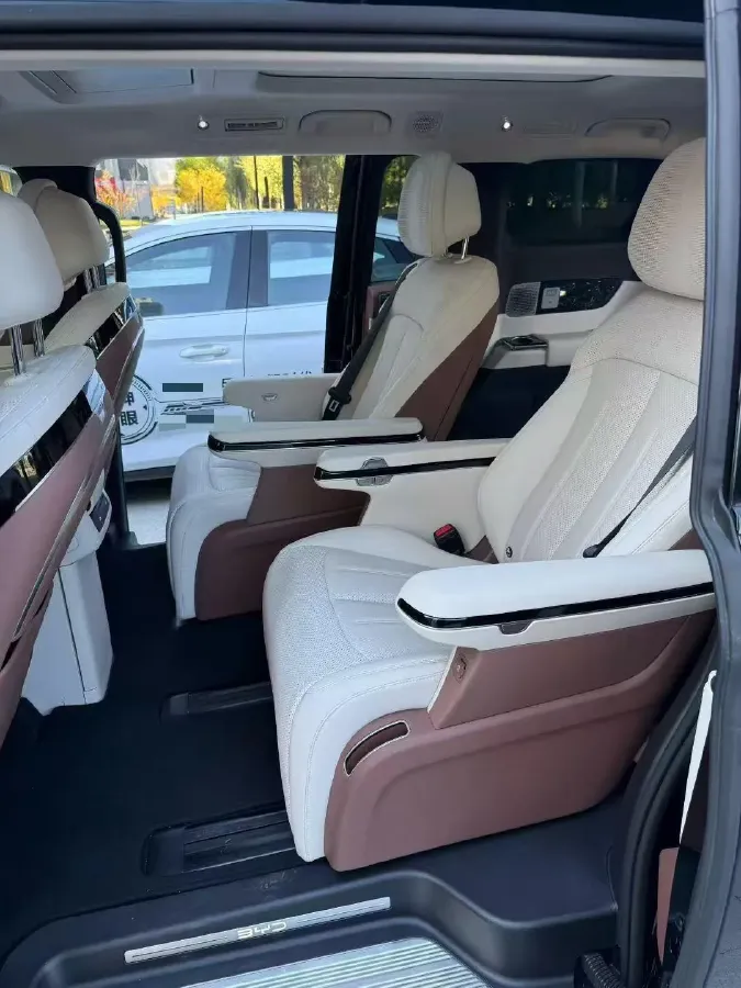 2025 BYD Xia 1.5T 156HP L4 E-CVT PHEV 36.6KWH,autocango,china used car exporter,china ev exporter,chinese used car exporter,chinese used ev exporter