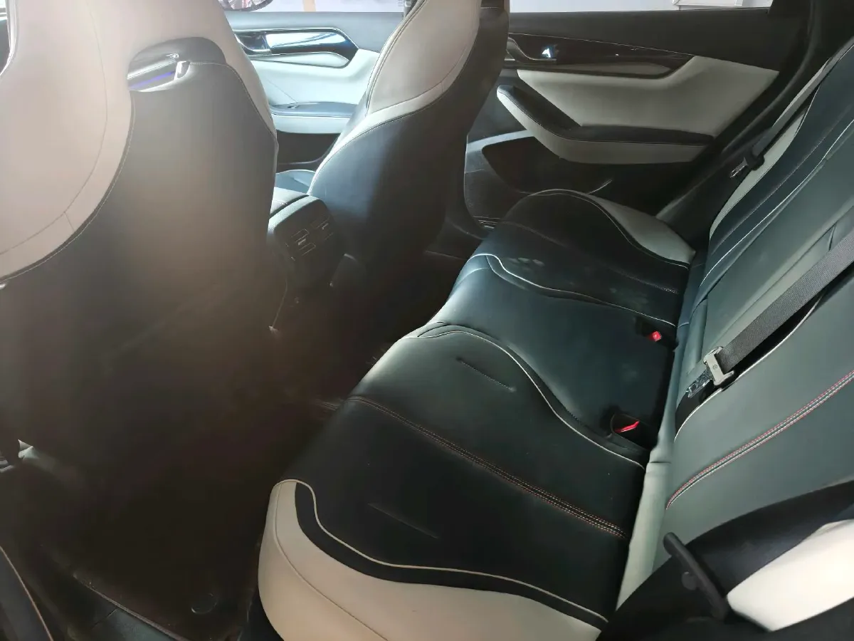 2021 MAXUS G50 1.5T 169HP L4 7DCT,autocango,china used car exporter,china ev exporter,chinese used car exporter,chinese used ev exporter