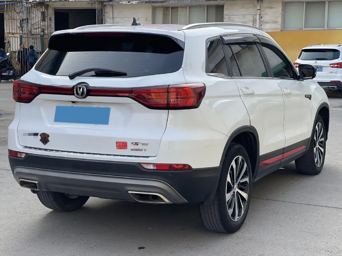 2021 ChangAn CS75 1.5T 178HP L4 7DCT,autocango,china used car exporter,china ev exporter,chinese used car exporter,chinese used ev exporter