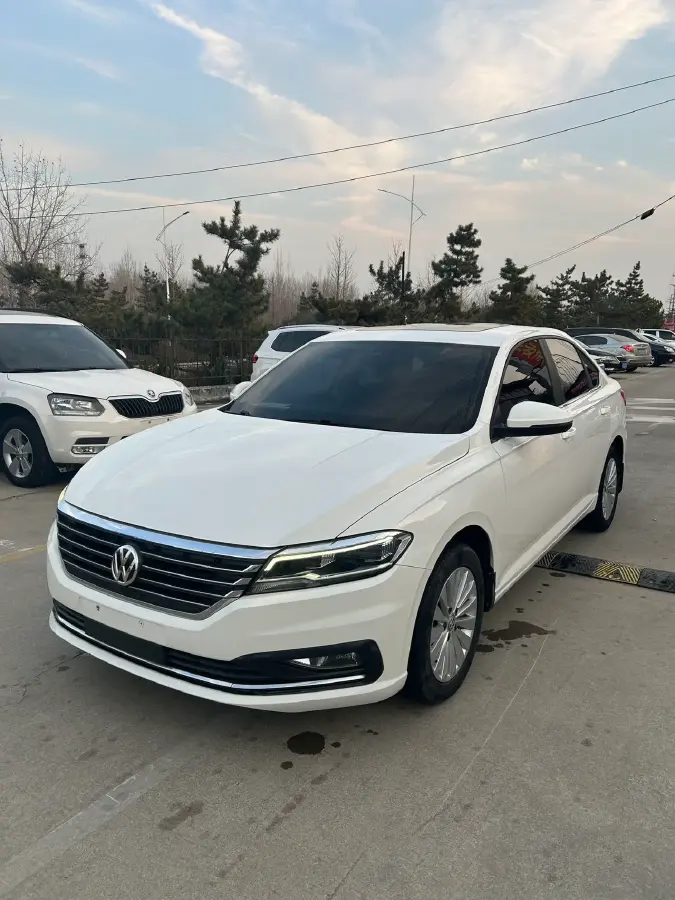 2019 Volkswagen Sagitar 1.2T 116HP L4 7DCT 2019 Volkswagen Sagitar 1.2T 116HP L4 7DCT