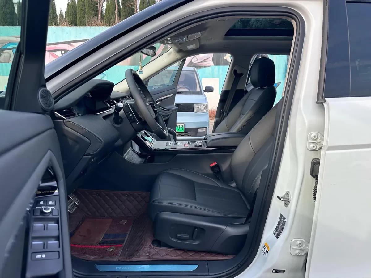 2021 Land Rover Range Rover Evoque 2.0T 249HP L4 9AT,autocango,china used car exporter,china ev exporter,chinese used car exporter,chinese used ev exporter