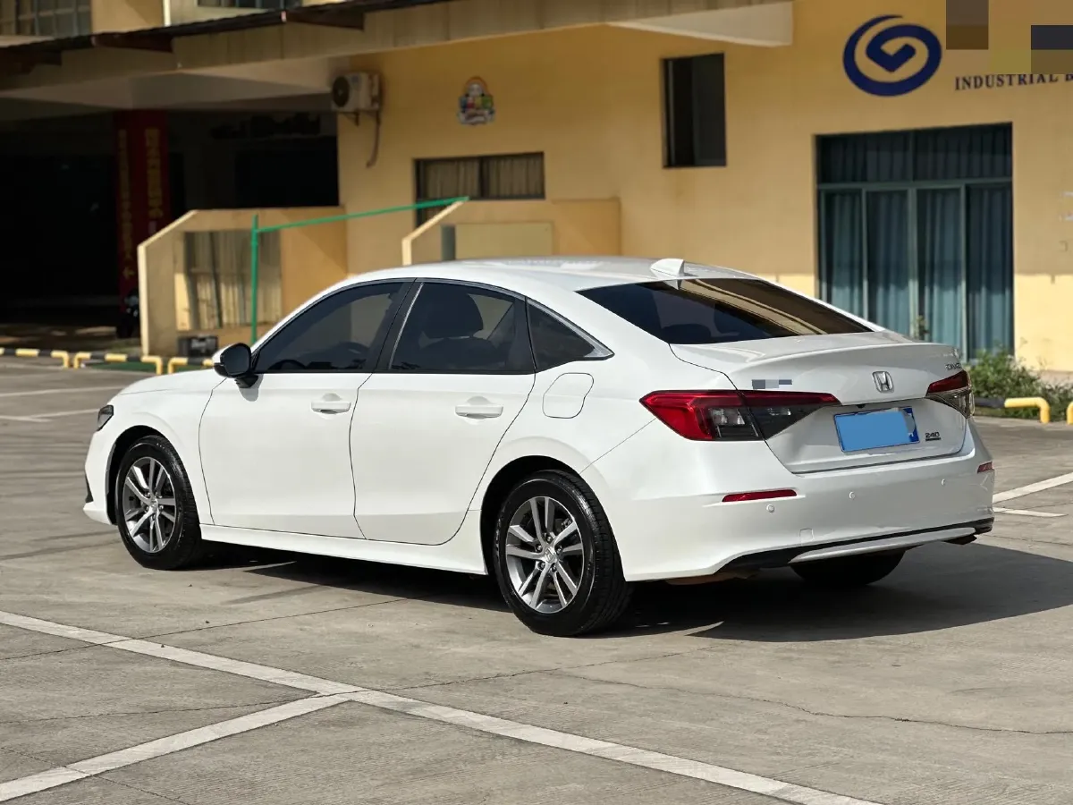 2022 Honda Civic 1.5T 182HP L4 CVT,autocango,china used car exporter,china ev exporter,chinese used car exporter,chinese used ev exporter