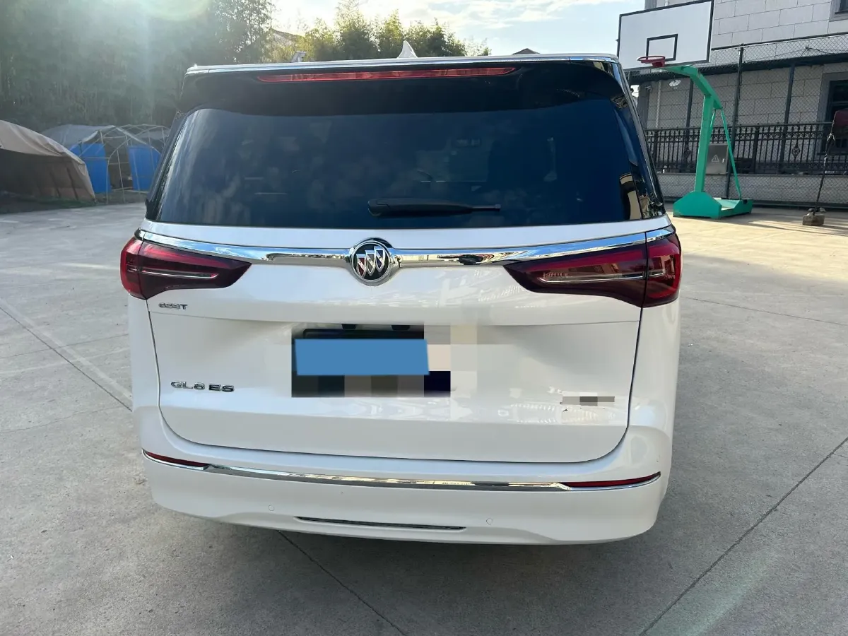 2022 Buick GL8 2.0T 237HP L4 9AT,autocango,china used car exporter,china ev exporter,chinese used car exporter,chinese used ev exporter