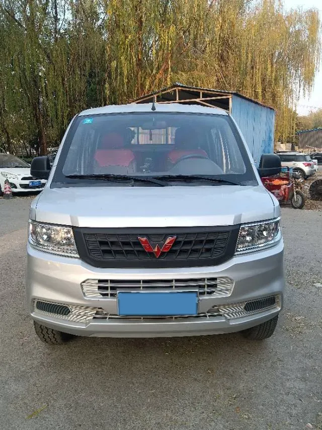 2018 WuLing RongGuang New Truck 1.8L 133HP L4 5MT,autocango,china used car exporter,china ev exporter,chinese used car exporter,chinese used ev exporter
