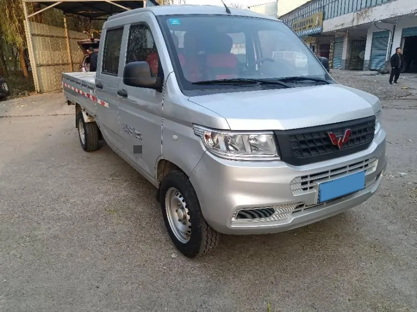 2018 WuLing RongGuang New Truck 1.8L 133HP L4 5MT,autocango,china used car exporter,china ev exporter,chinese used car exporter,chinese used ev exporter