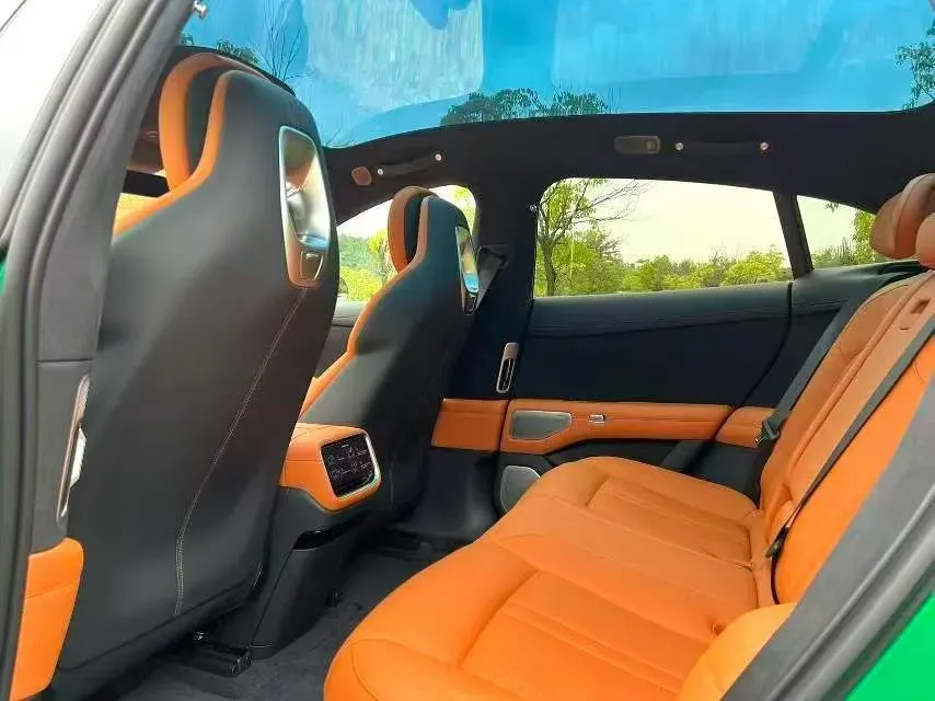 2025 MI YU7 BEV 101.7KWH,autocango,china used car exporter,china ev exporter,chinese used car exporter,chinese used ev exporter