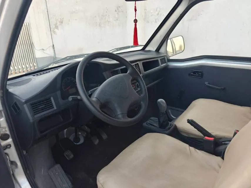 2015 WuLing ZhiGuang 1.2L 82HP L4 5MT,autocango,china used car exporter,china ev exporter,chinese used car exporter,chinese used ev exporter