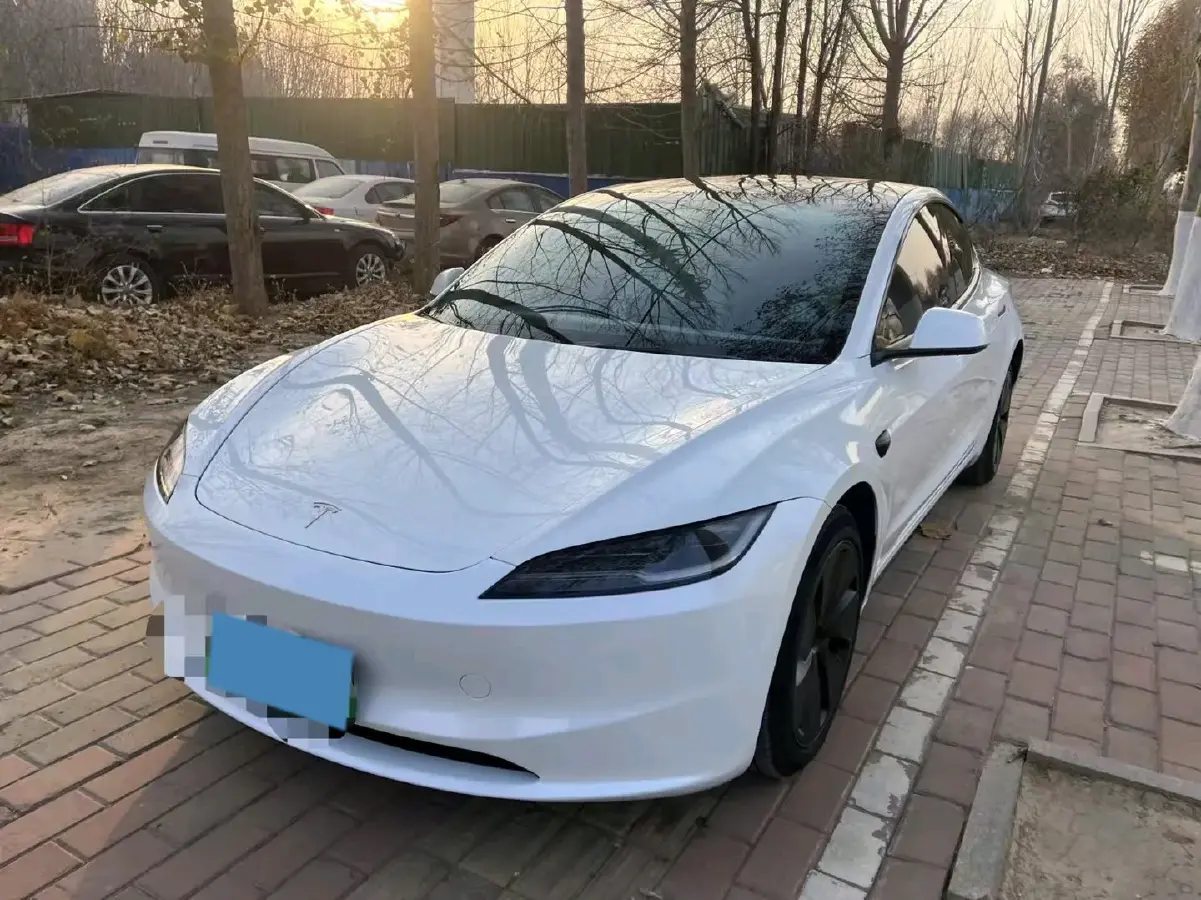 2023 HYPTEC GT BEV 80KWH