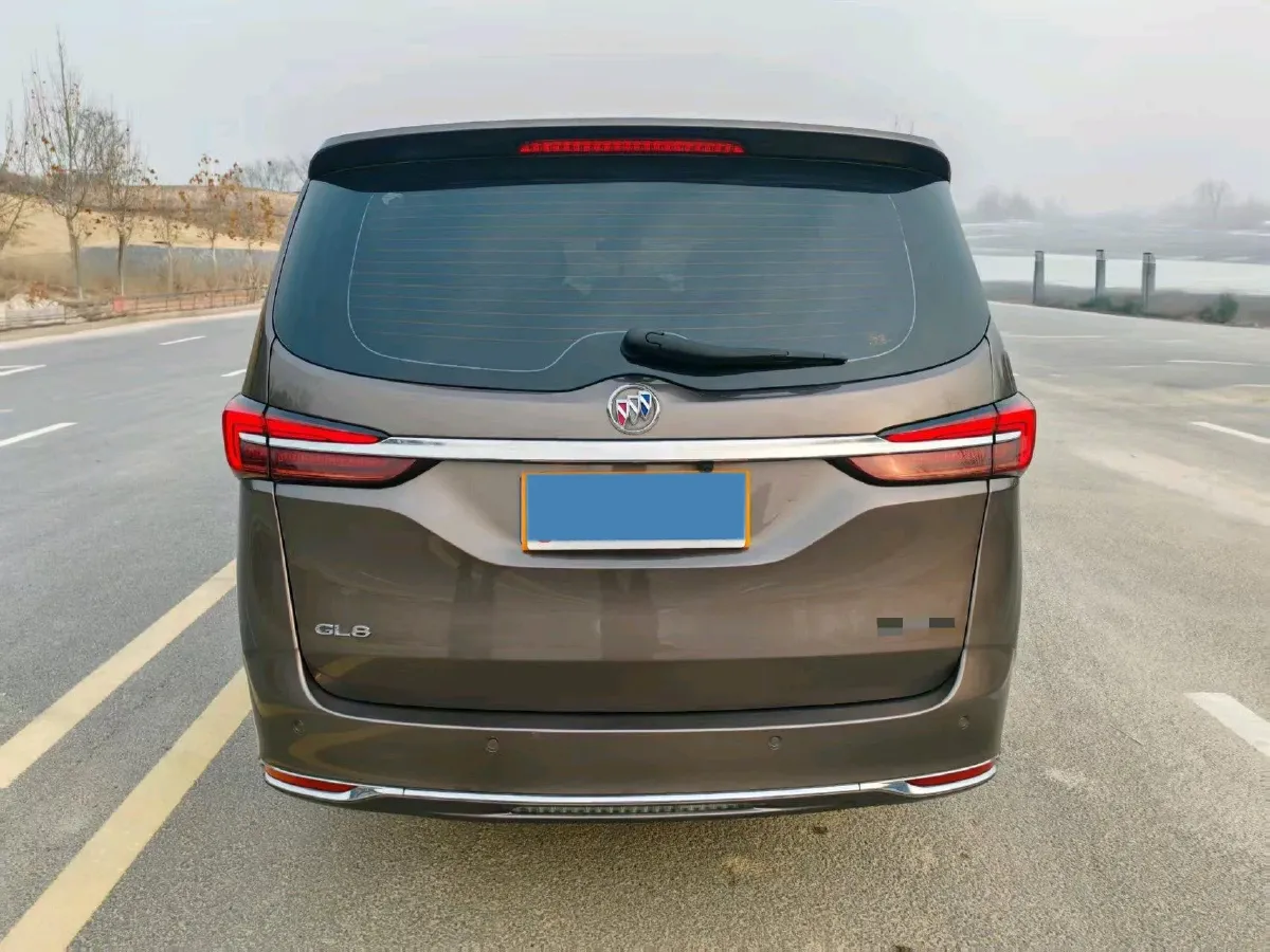 2023 Buick GL8 2.0T 237HP L4 9AT,autocango,china used car exporter,china ev exporter,chinese used car exporter,chinese used ev exporter