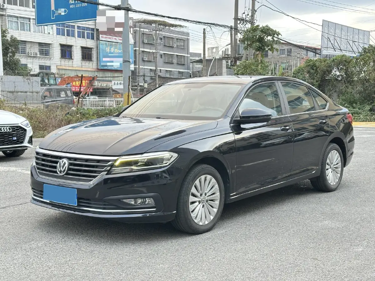 2019 Volkswagen Sagitar 1.2T 116HP L4 7DCT