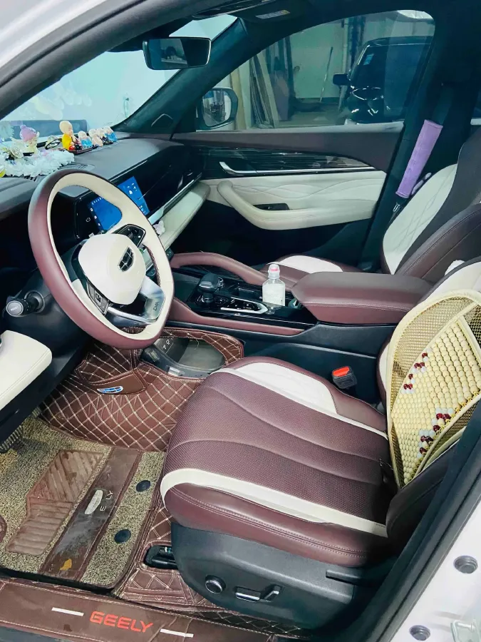 2021 Geely Monjaro 2.0T 218HP L4 7DCT,autocango,china used car exporter,china ev exporter,chinese used car exporter,chinese used ev exporter