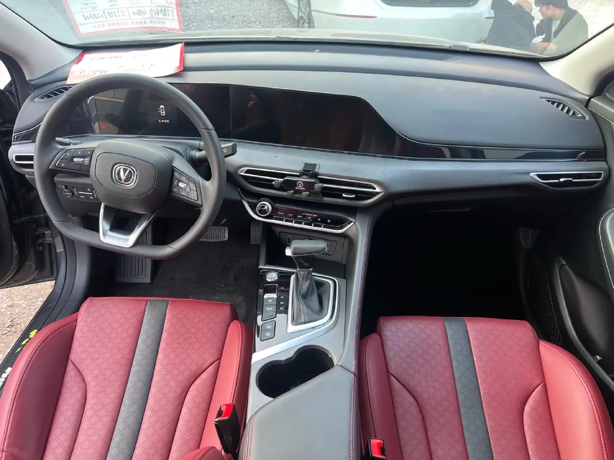 2021 ChangAn Eado 1.4T 160HP L4 7DCT,autocango,china used car exporter,china ev exporter,chinese used car exporter,chinese used ev exporter