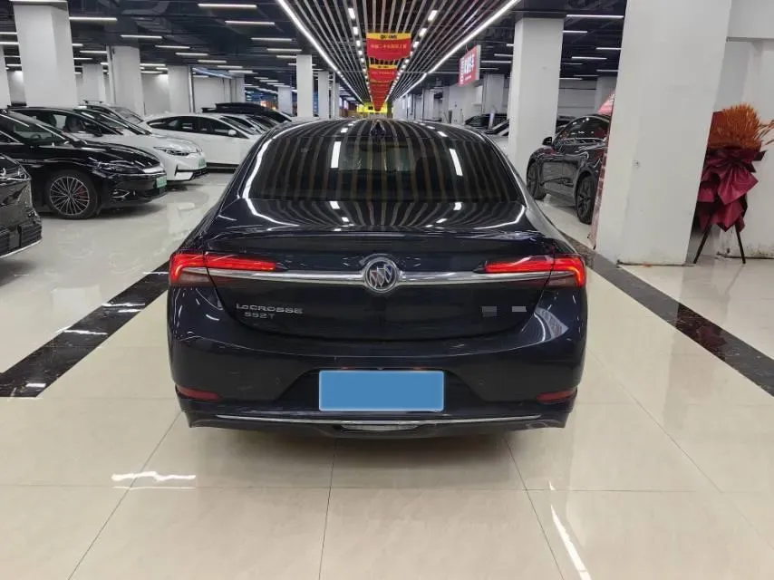 2021 Buick Larcosse 1.5T 169HP L4 9AT,autocango,china used car exporter,china ev exporter,chinese used car exporter,chinese used ev exporter