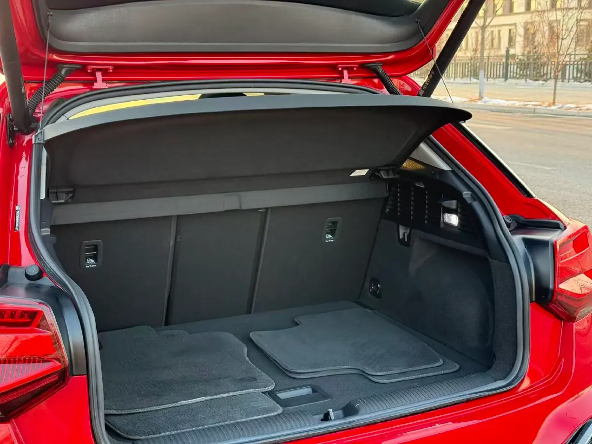 2022 Audi Q2L 1.4T 150HP L4 7DCT,autocango,china used car exporter,china ev exporter,chinese used car exporter,chinese used ev exporter