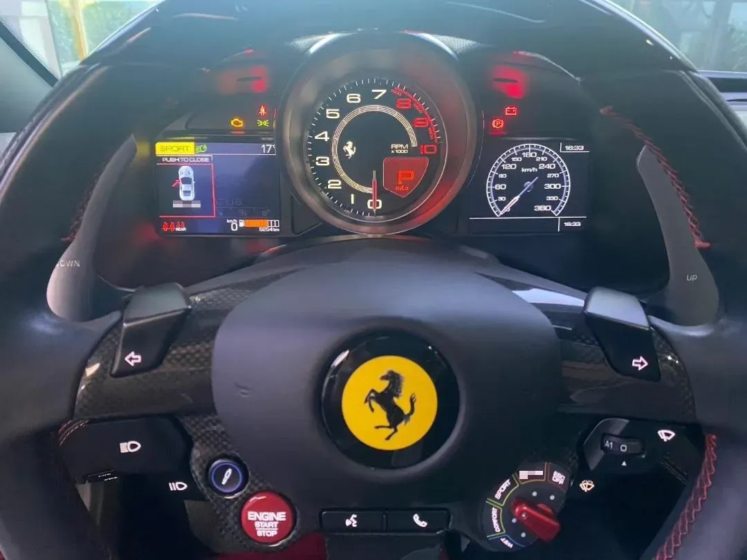 2021 Ferrari Portofino 3.9T 620HP V8 8DCT,autocango,china used car exporter,china ev exporter,chinese used car exporter,chinese used ev exporter