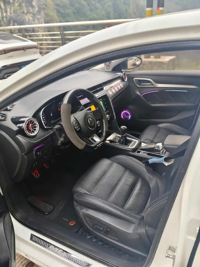 2018 MG MG6 1.5T 169HP L4 7DCT,autocango,china used car exporter,china ev exporter,chinese used car exporter,chinese used ev exporter