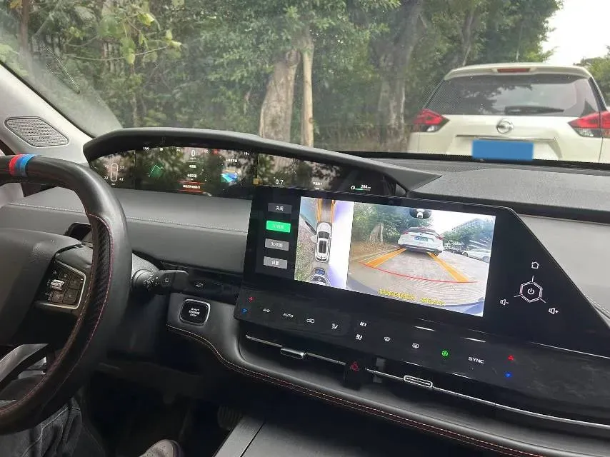 2021 ChangAn UNI-K 2.0T 233HP L4 8AT,autocango,china used car exporter,china ev exporter,chinese used car exporter,chinese used ev exporter