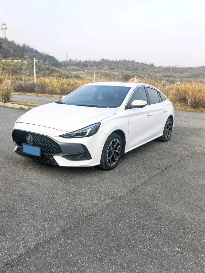 2023 MG 5 1.5L 129HP L4 CVT