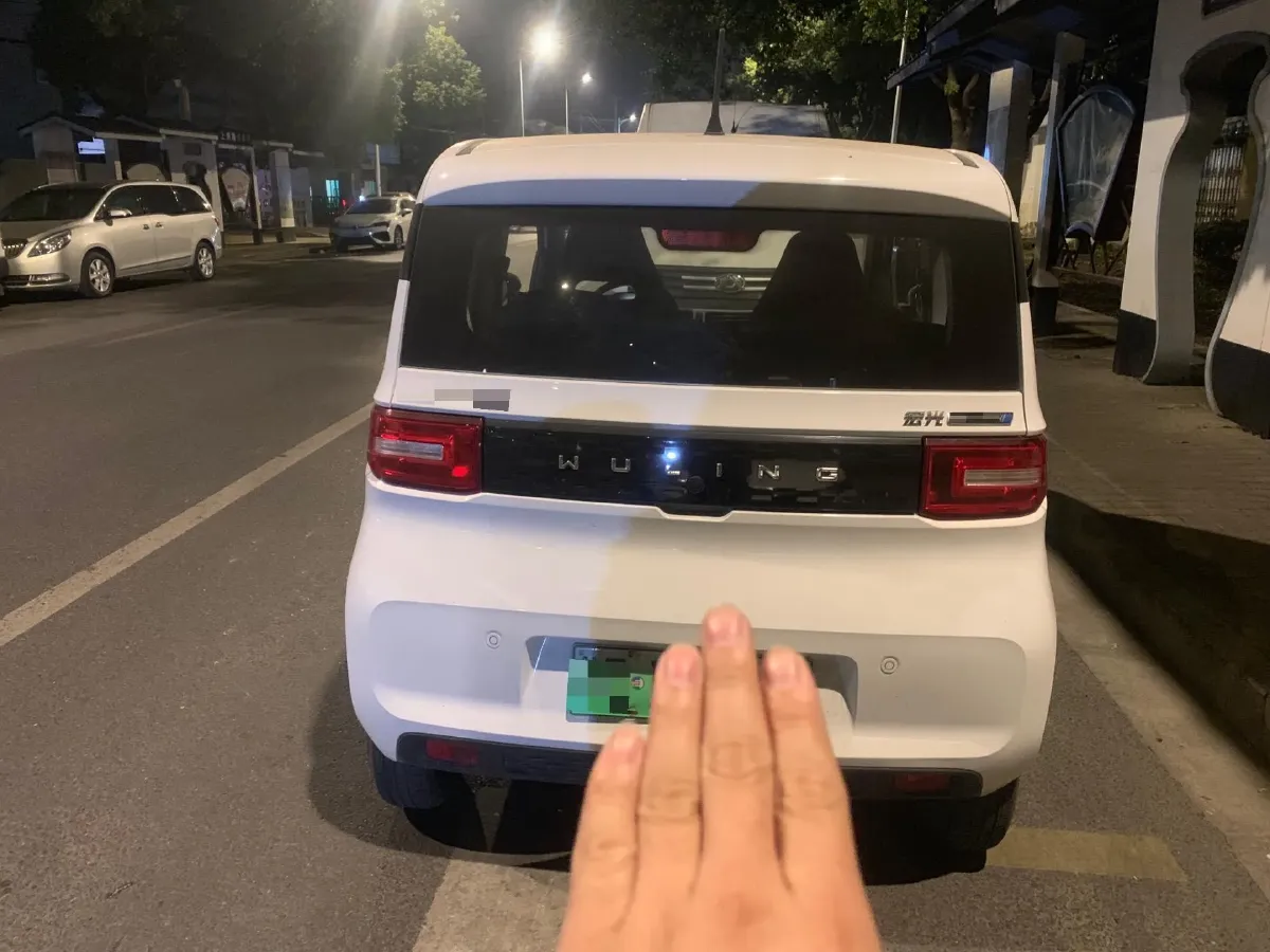 2020 WuLing HongGuang MINI EV BEV 9.3KWH,autocango,china used car exporter,china ev exporter,chinese used car exporter,chinese used ev exporter