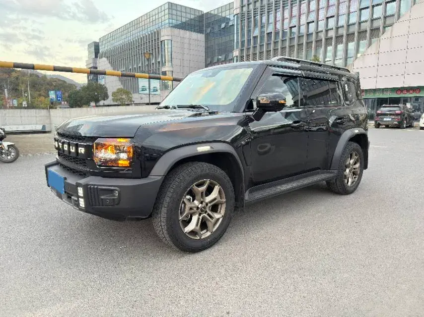 2023 Jetour Traveller 2.0T 254HP L4 8AT